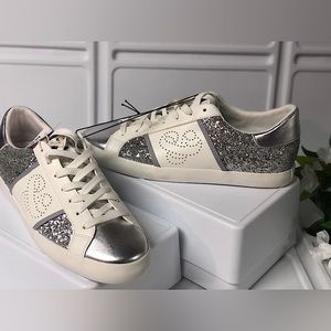 Sam & Libby Women's Alina Glitter Sneaker